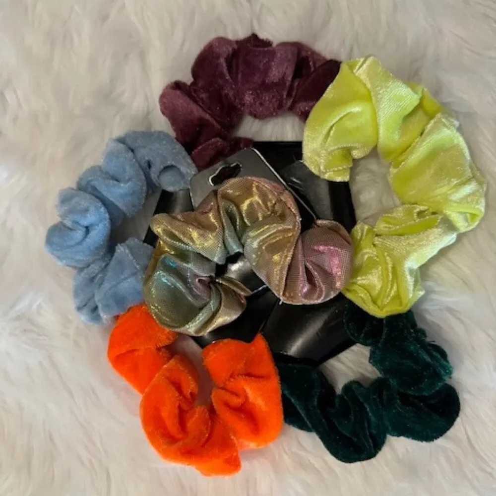 Bundle (6) Satin & Velvet Scrunchie   SC8109  - KIDS  Handmade NWT Boutique